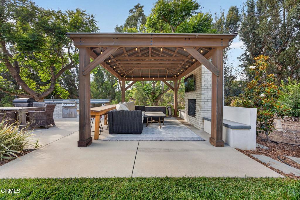 Camarillo, California, 93010, United States, 4 Bedrooms Bedrooms, ,3 BathroomsBathrooms,Residential,Active,2052018