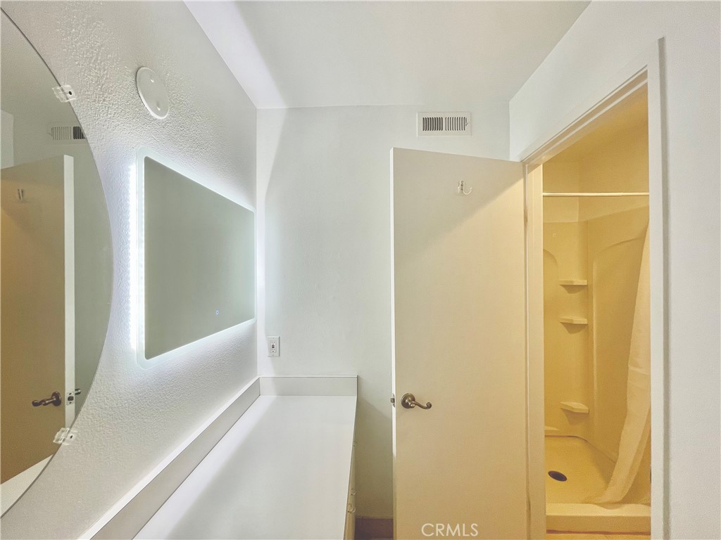 Park Vista (PV) - Residential Lease