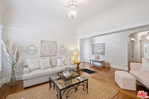 Photo of 1408 S Burlington Avenue, Los Angeles, CA 90006 (MLS # 26813905)