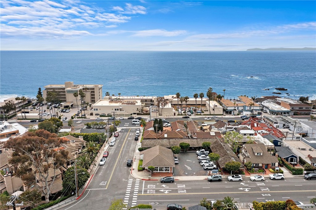 1495 Glenneyre Street