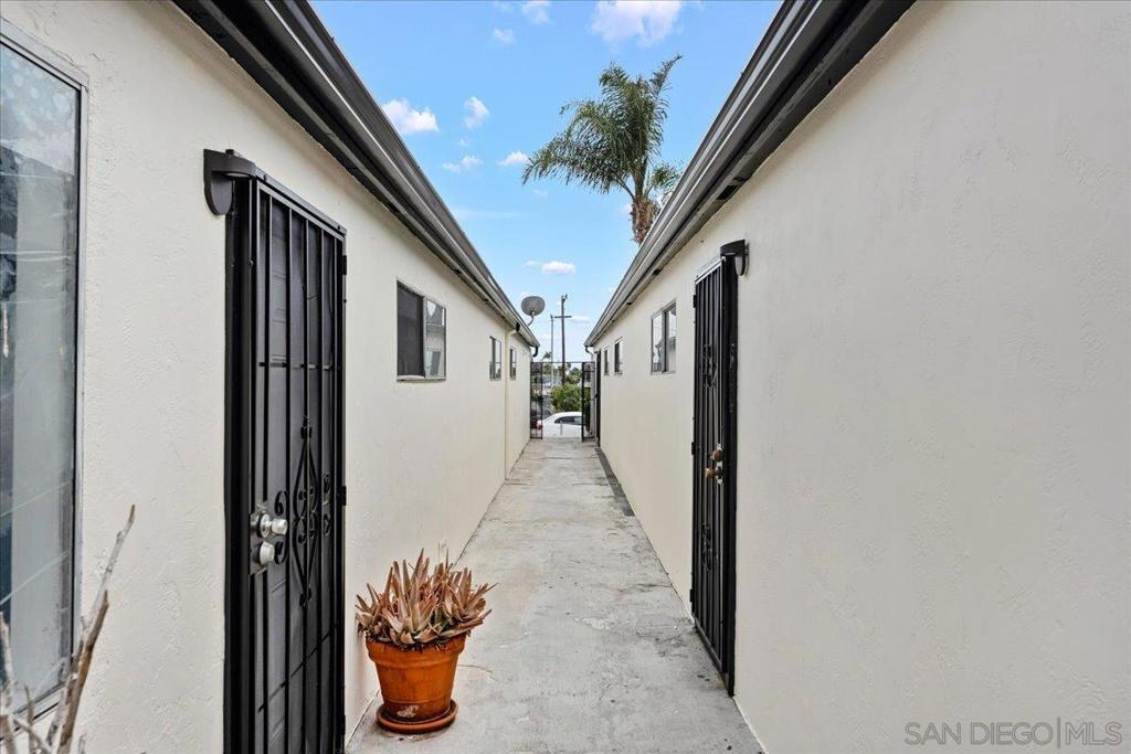 San Diego - Residential Income