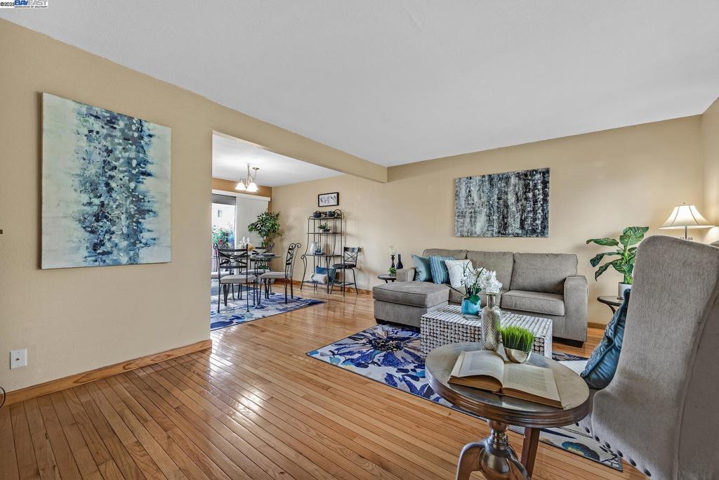 CARRIGAN COMMONS - Residential