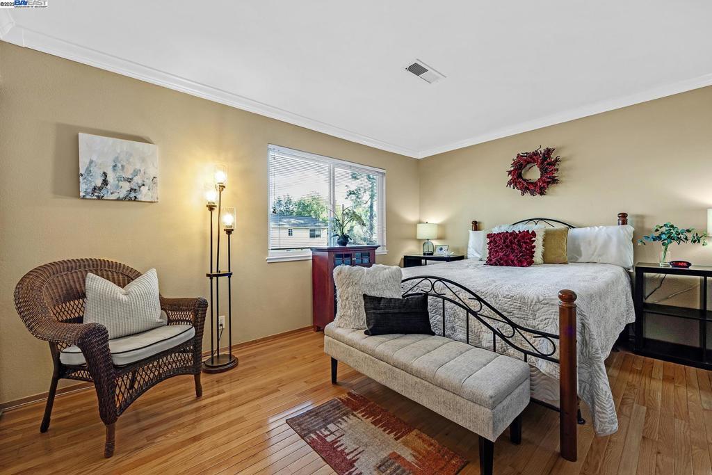 CARRIGAN COMMONS - Residential