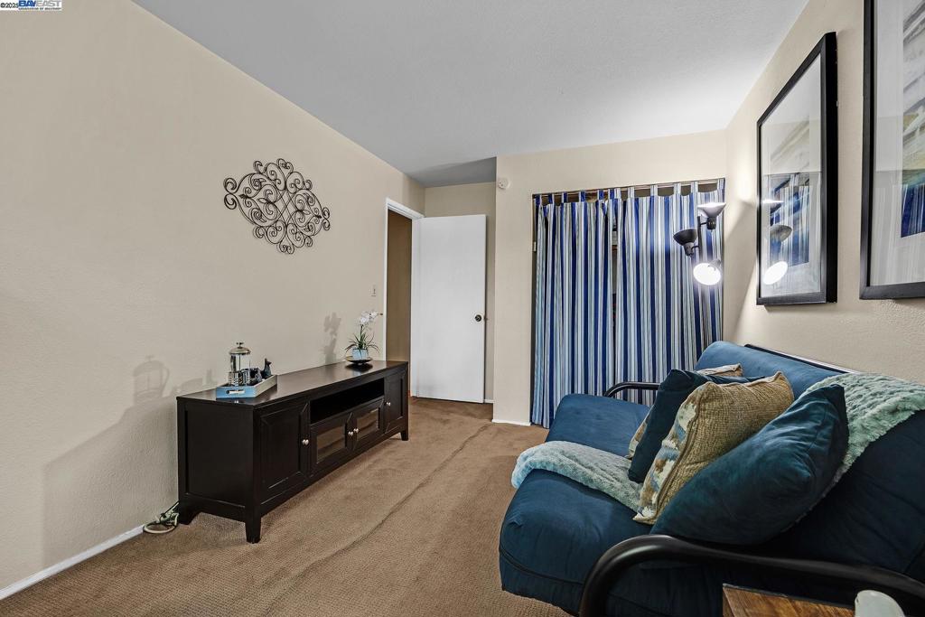 CARRIGAN COMMONS - Residential