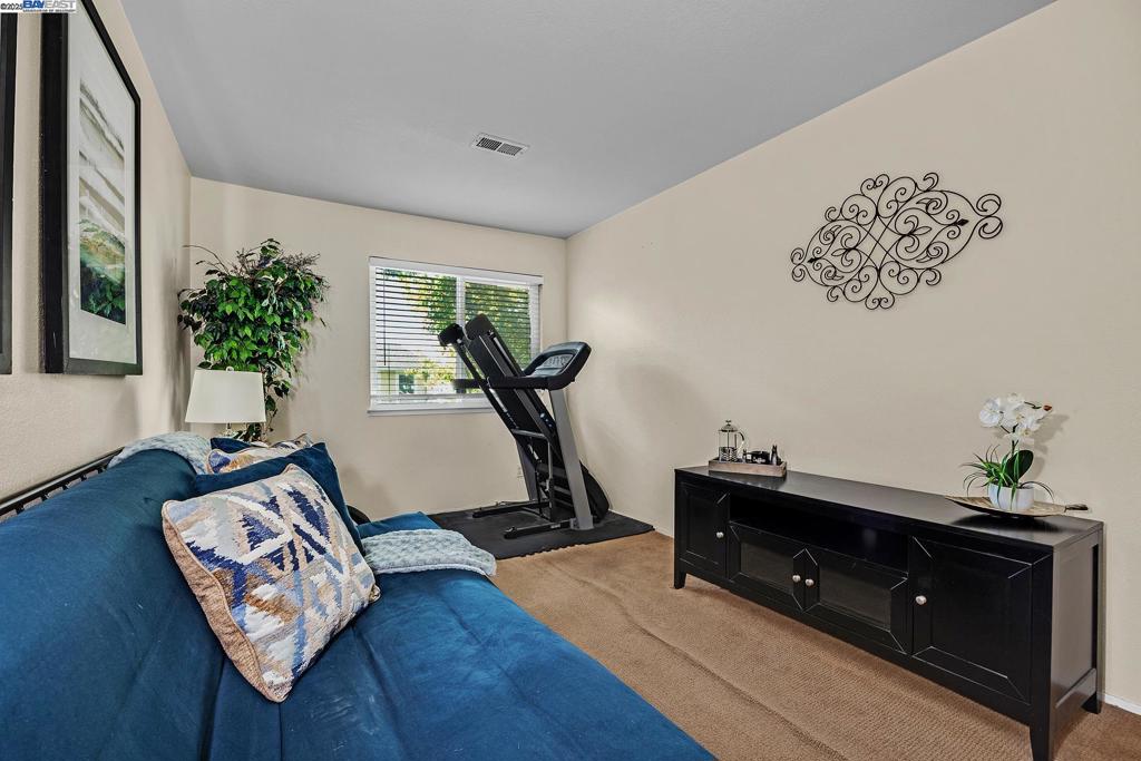 CARRIGAN COMMONS - Residential