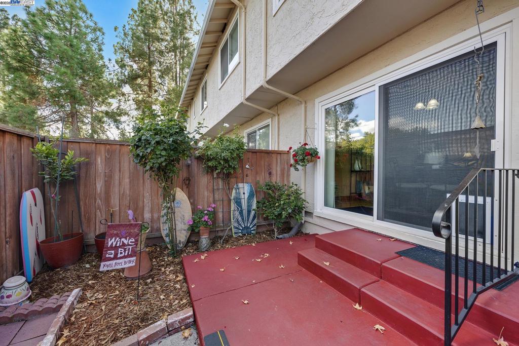 CARRIGAN COMMONS - Residential