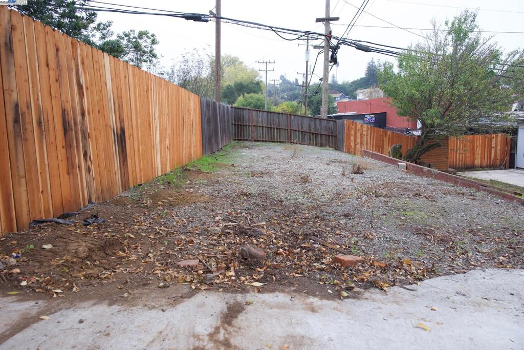 BEVERLY HILLS - Residential