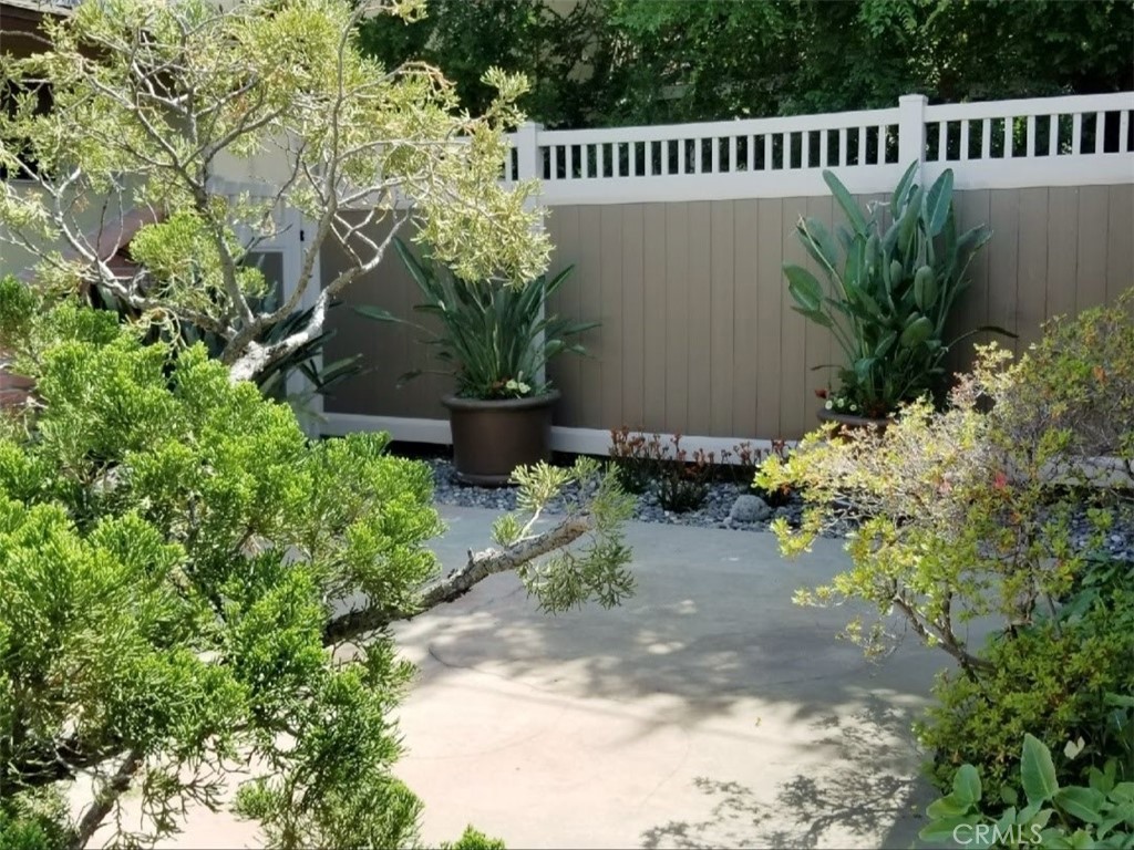 14449 Palmrose Avenue A