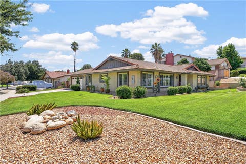 Photo of 161 Channing ST, Redlands, CA 92373 (MLS # IG26169217)