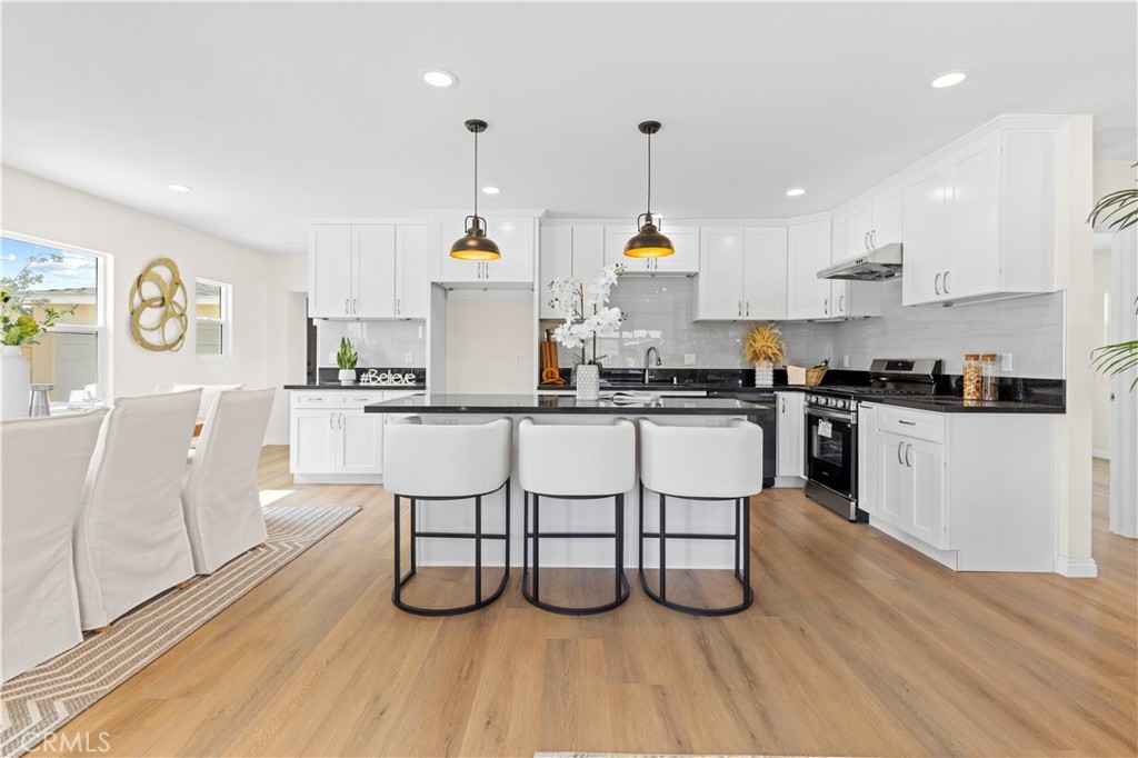 2516 E Walnut Creek