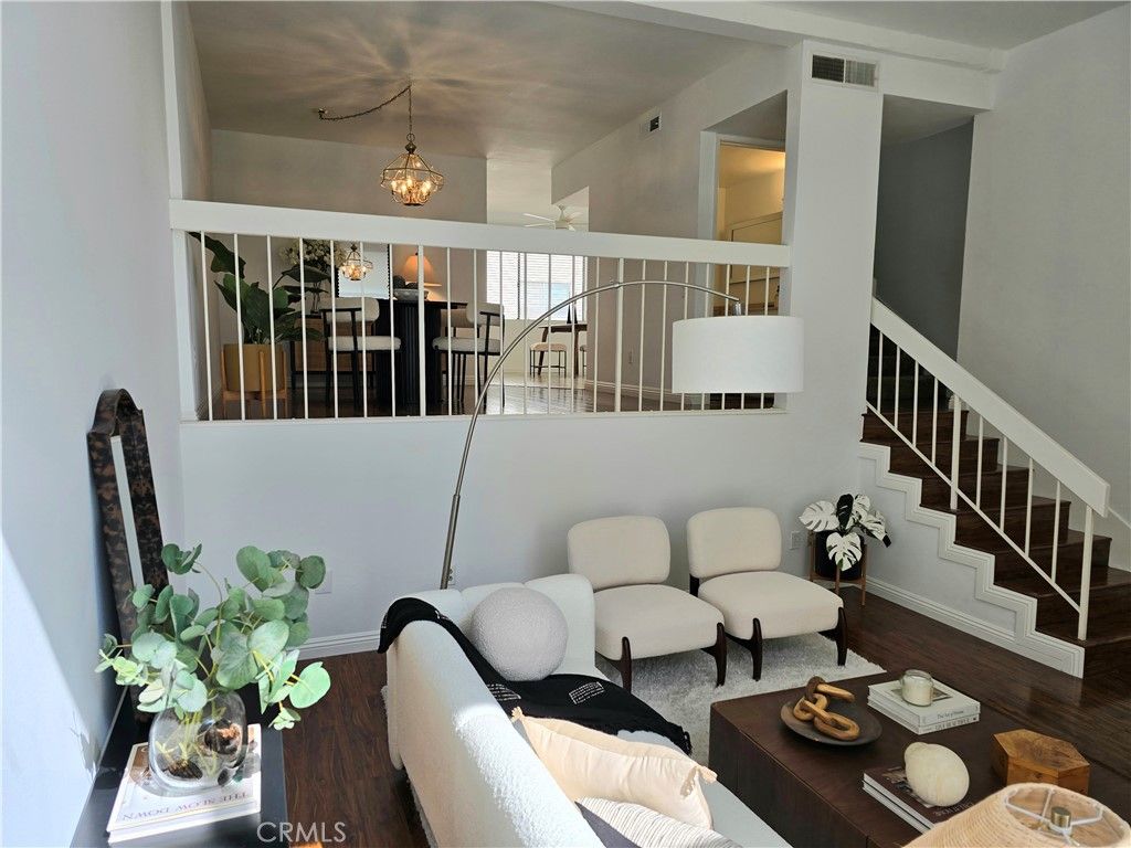 Photo of 6121 Shoup Avenue #10, Woodland Hills, CA 91367 (MLS # SR25143453)