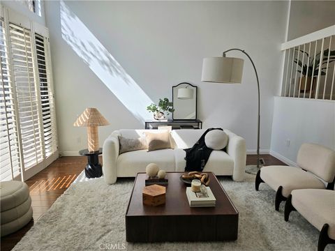 6121 Shoup Avenue 10 Woodland Hills CA 91367