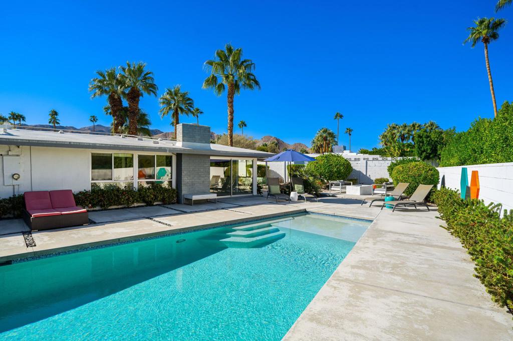 Magnesia Falls Cove - Residential