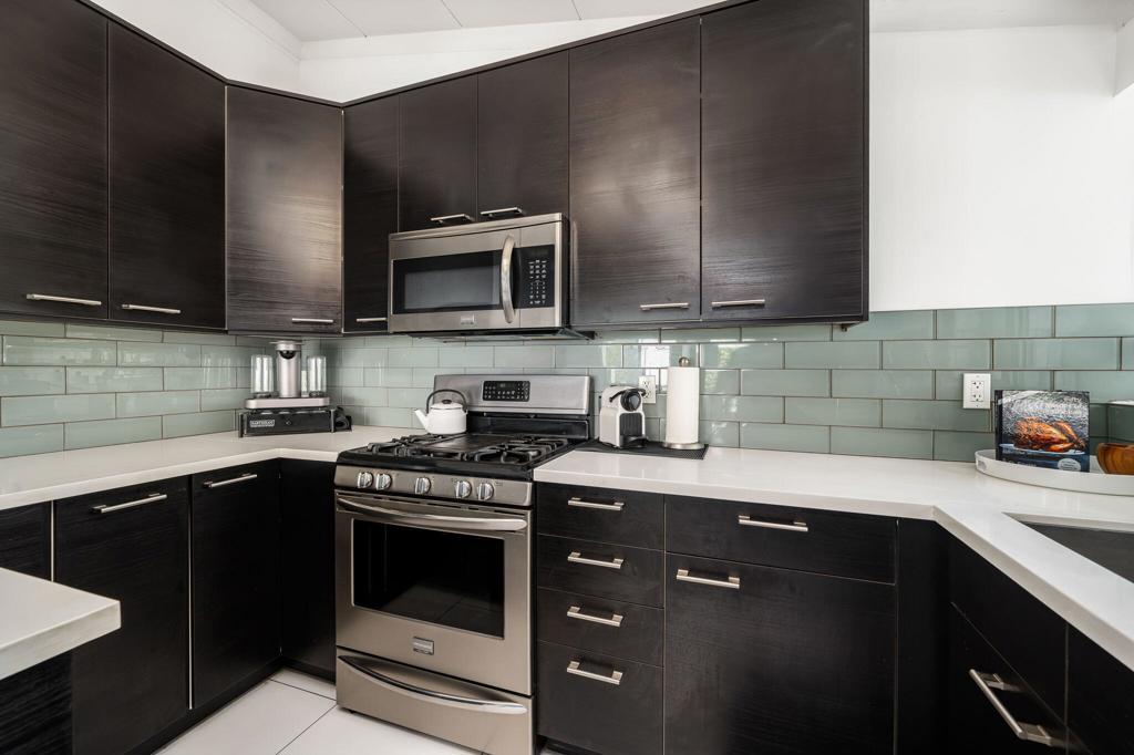 Magnesia Falls Cove - Residential