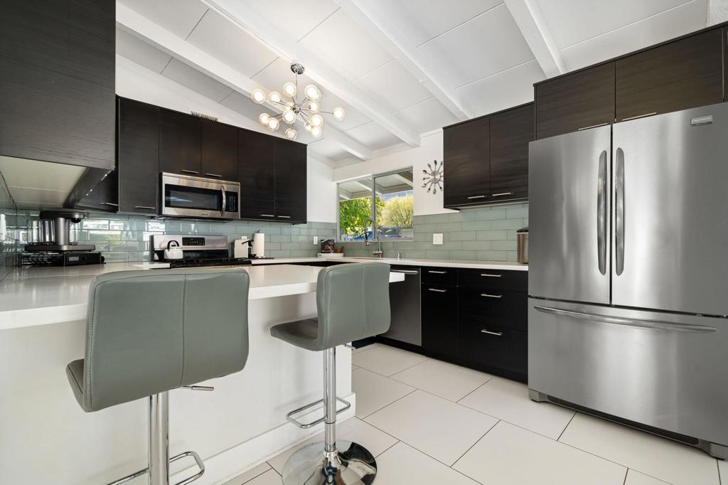 Magnesia Falls Cove - Residential