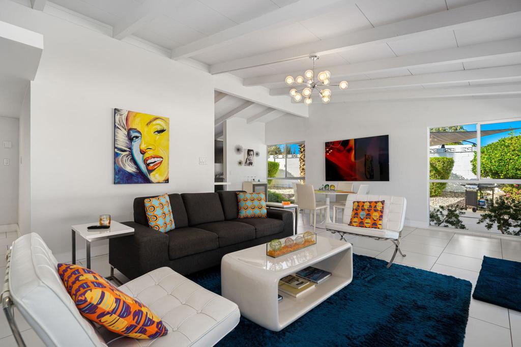 Magnesia Falls Cove - Residential