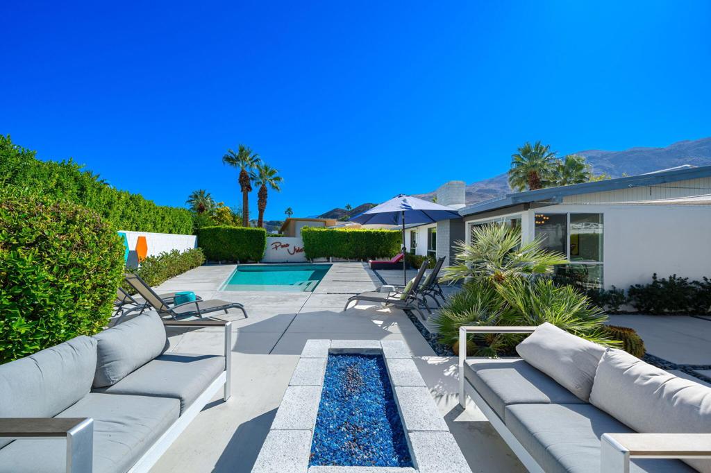 Magnesia Falls Cove - Residential