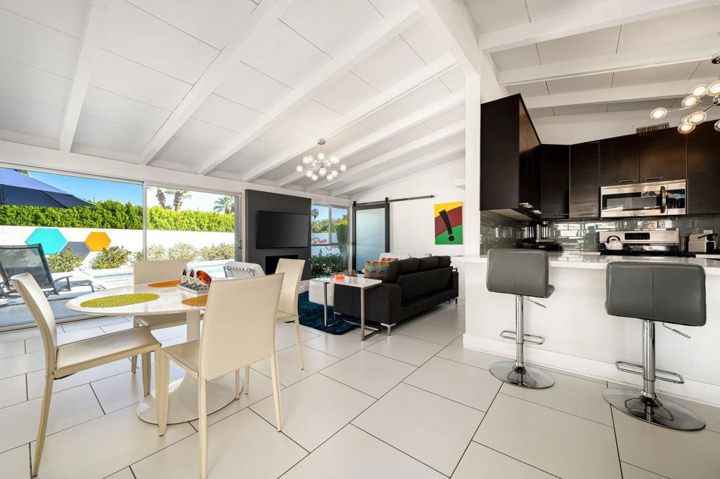 Magnesia Falls Cove - Residential