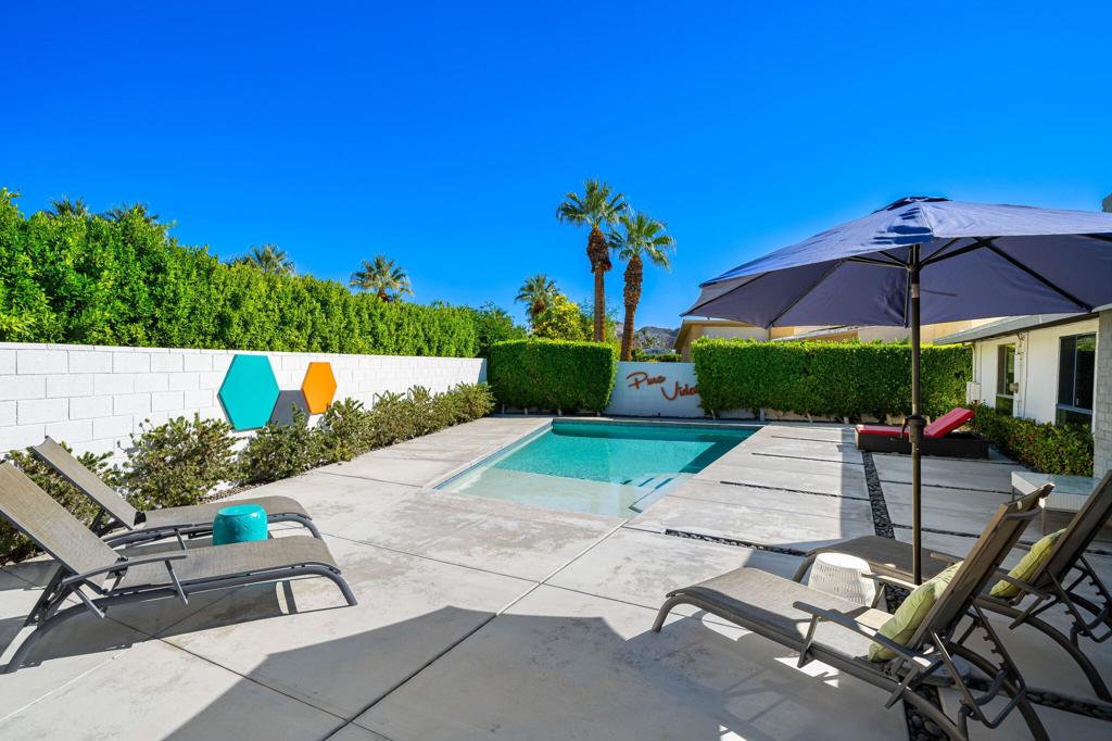 Magnesia Falls Cove - Residential