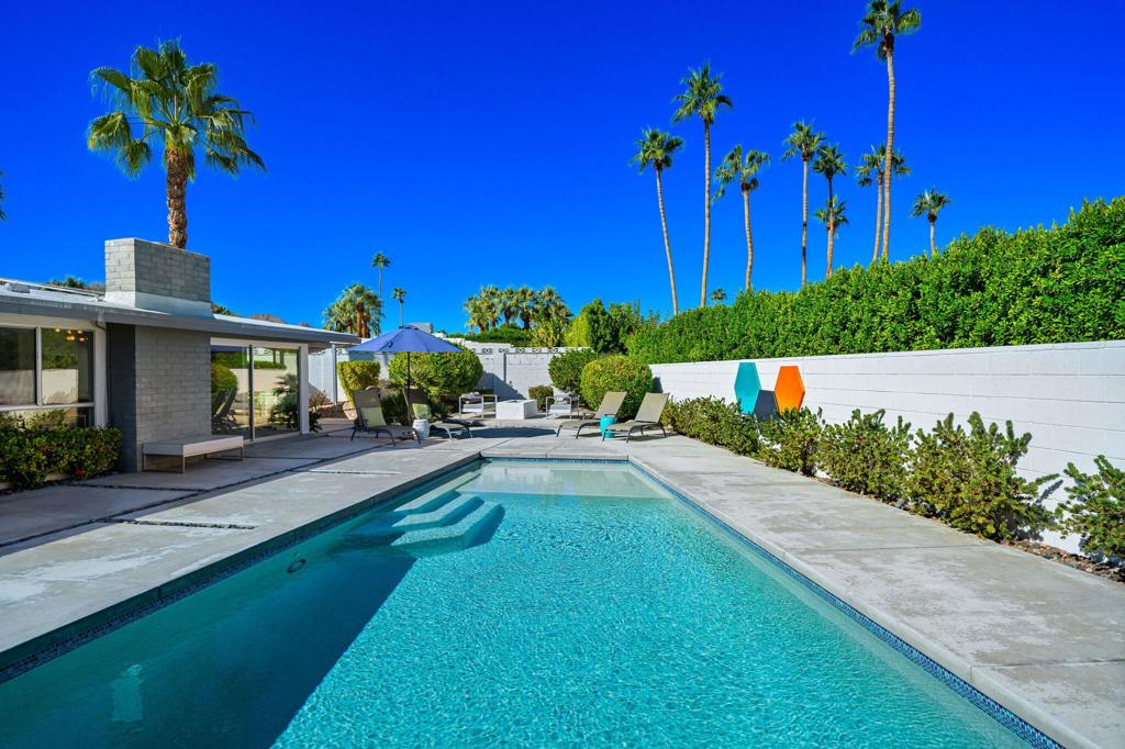 Magnesia Falls Cove - Residential