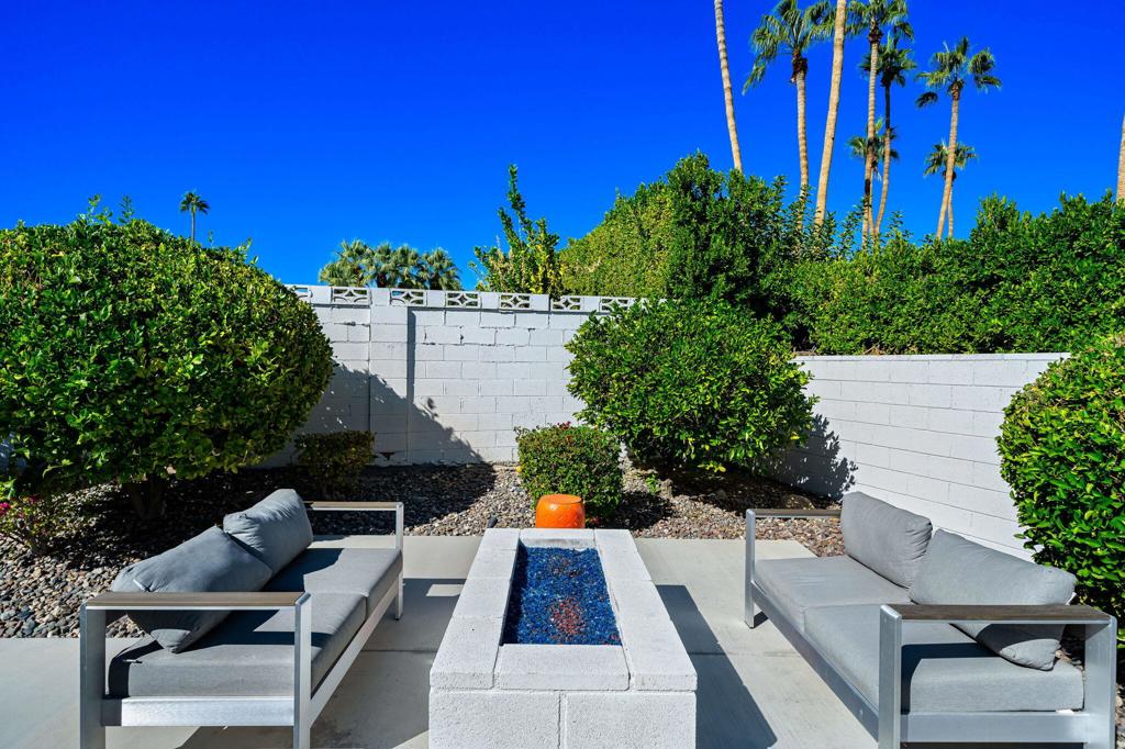 Magnesia Falls Cove - Residential