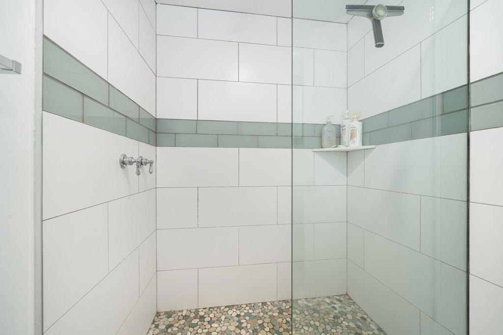 Magnesia Falls Cove - Residential