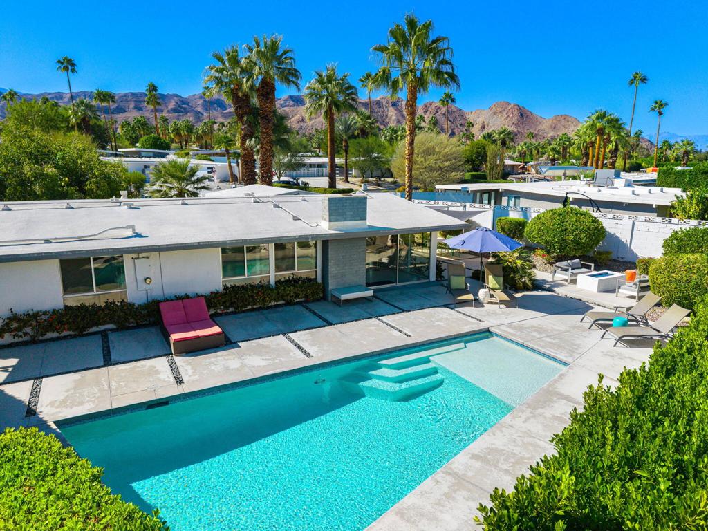 Magnesia Falls Cove - Residential