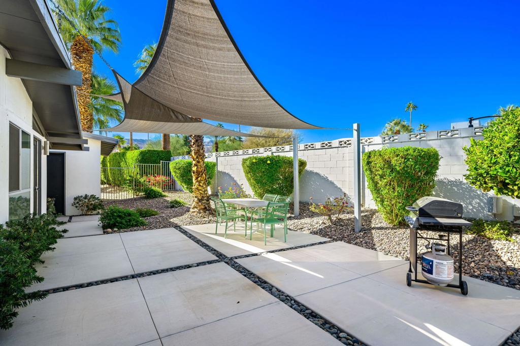 Magnesia Falls Cove - Residential