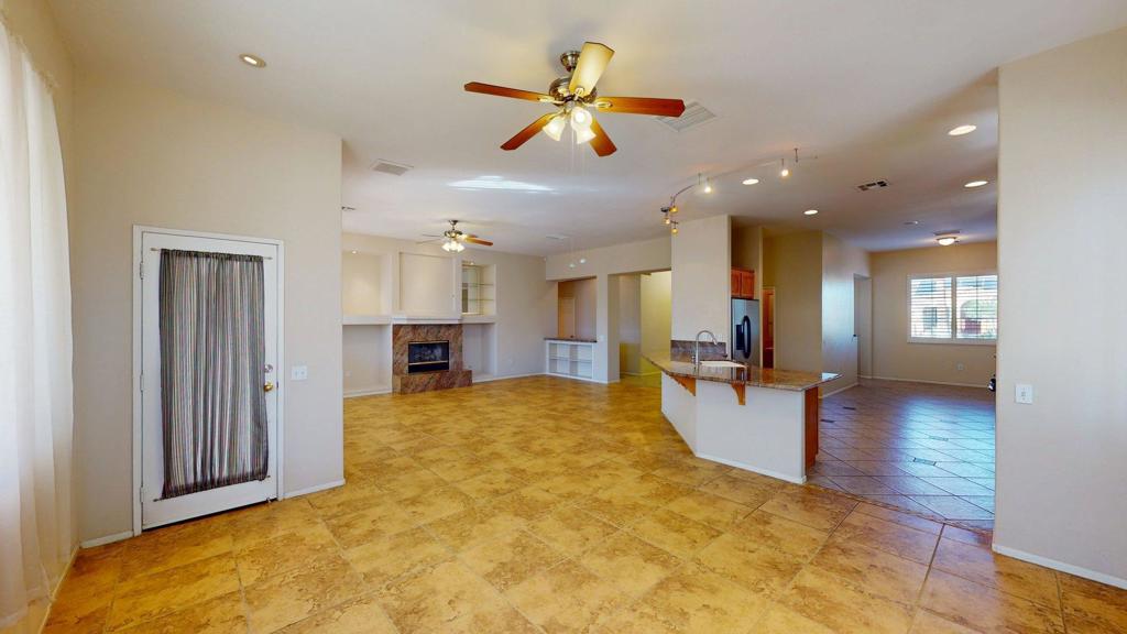 Vintage Palms - Residential