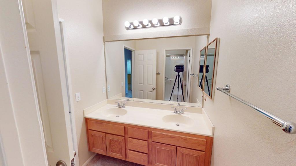 Vintage Palms - Residential