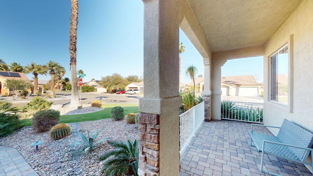 Vintage Palms - Residential