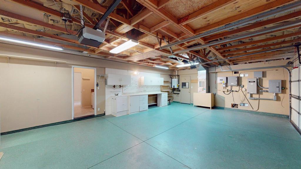 Vintage Palms - Residential