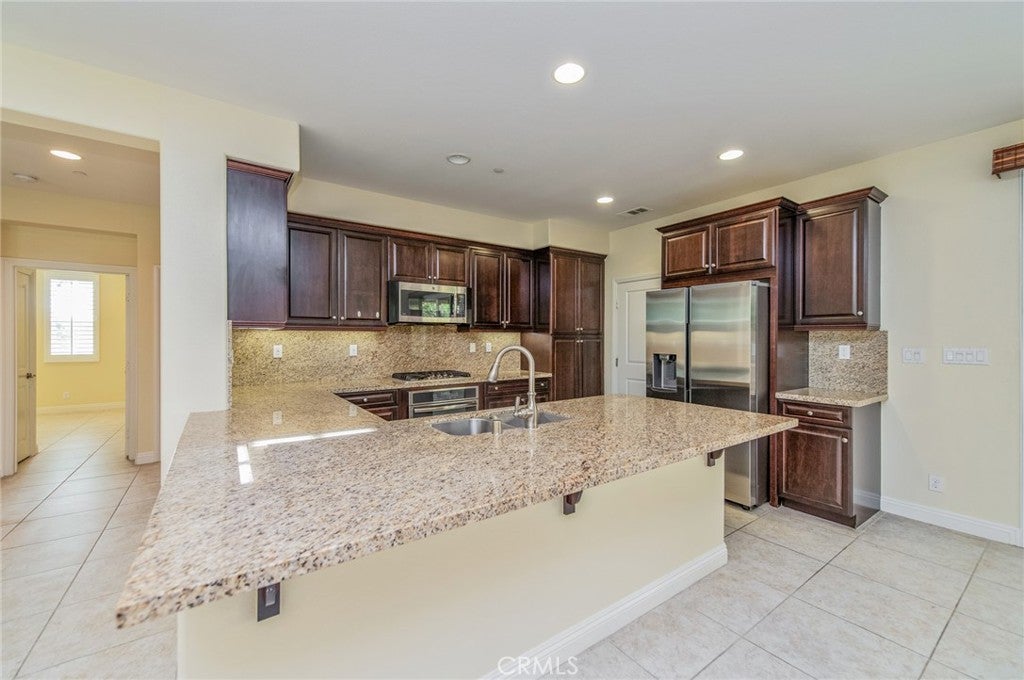 219 Wicker, Irvine CA 92618 - Photo 8