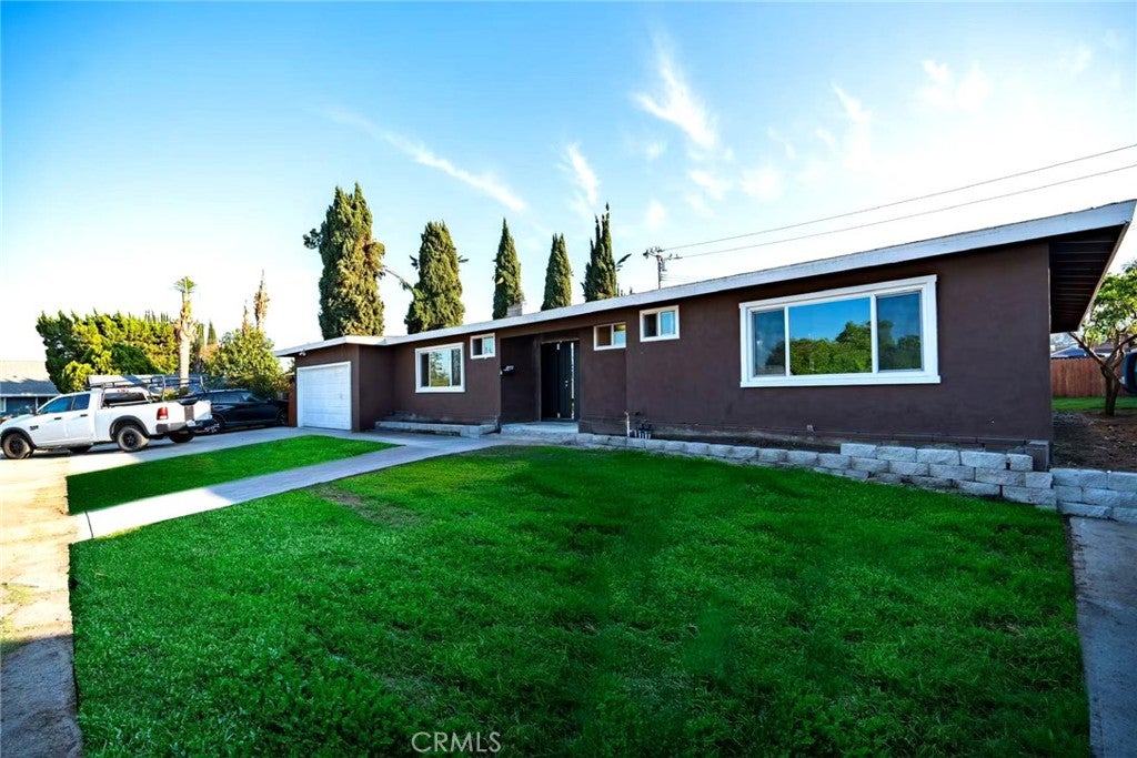 1418 9th AVE