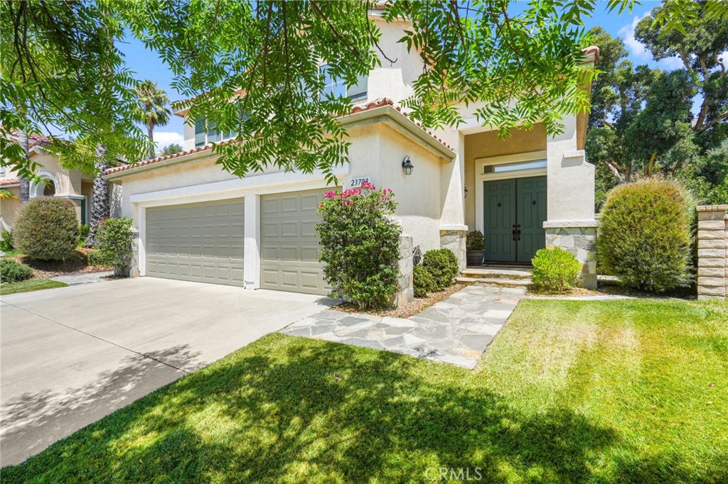 23708 Oak Circle