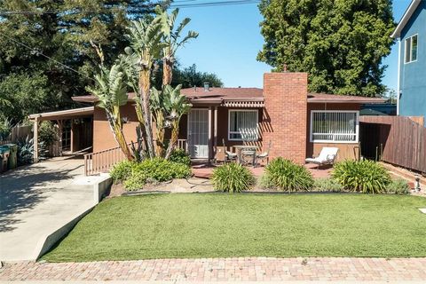 Tiny photo for 241 Henderson Ave, San Luis Obispo, CA 93405 (MLS # SC26077014)