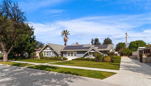 Photo of 209 Anita Court, Redlands, CA 92373 (MLS # IG26057492)