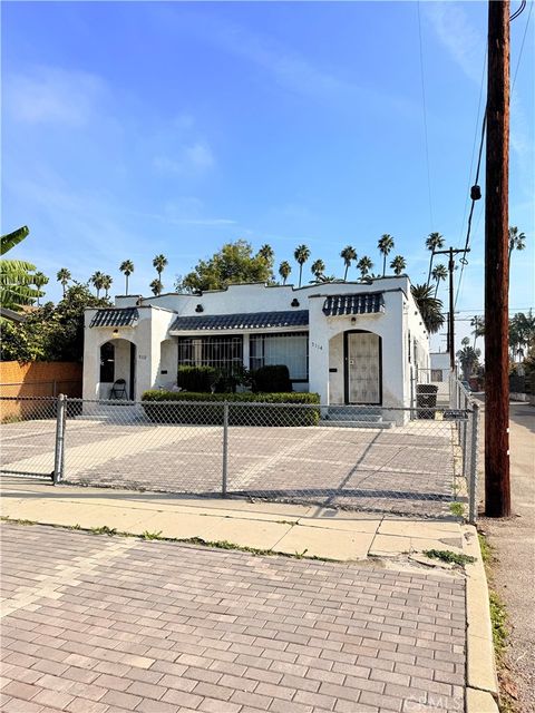 5112 S Van Ness Los Angeles CA 90062