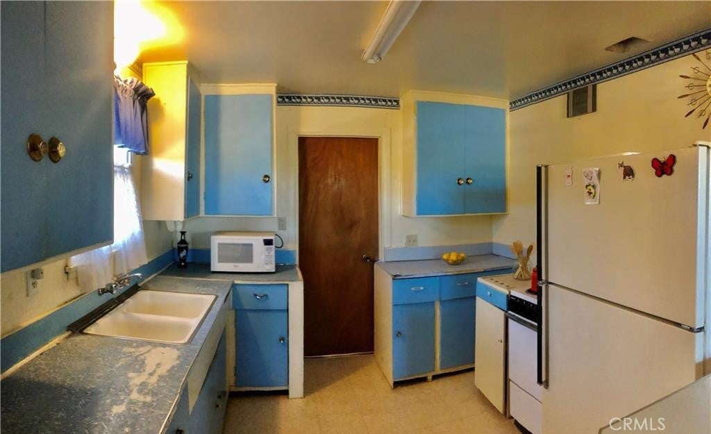 Properties 2 5309 Larrea Road