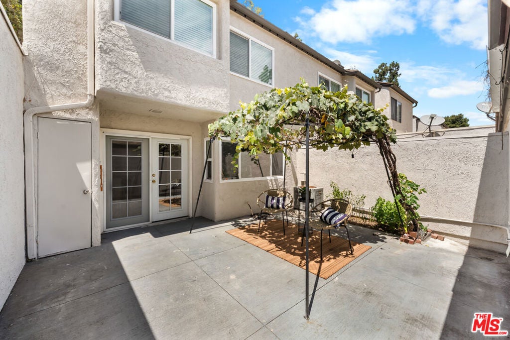 16429 Westbrook Lane
