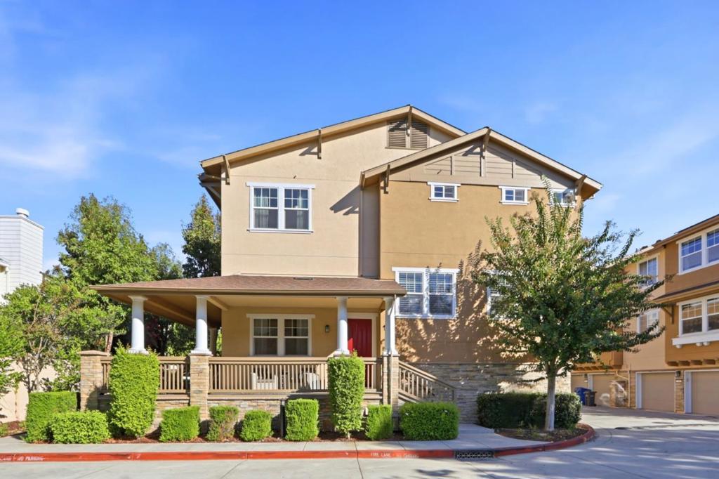 161 Salmar Terrace