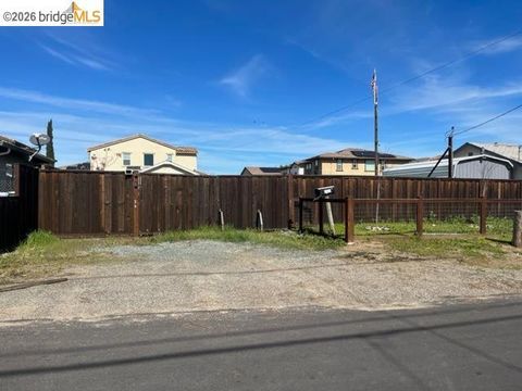 Photo of 190 Raye Ave, Oakley, CA 94561 (MLS # 41127429)