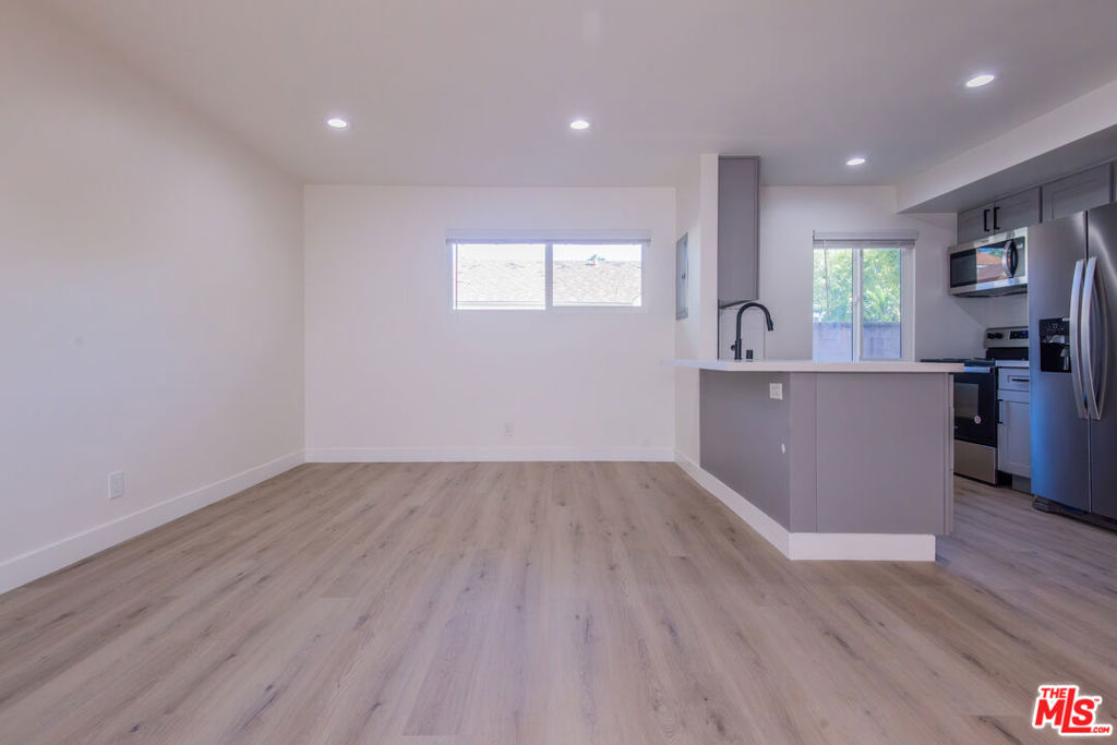 2757 Andreo Avenue 3