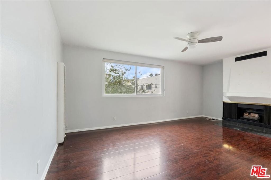 828 5th Street 10