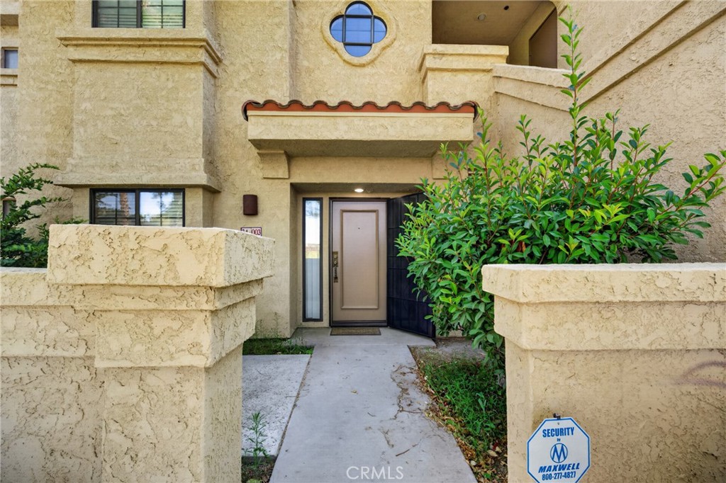 34003 Calle Mora