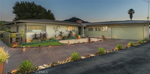 3104 BUCKINGHAM RD, GLENDALE, CA 91206 - Image 454b1617c23ff4752e9cd78e6cd74e9d/1473211586