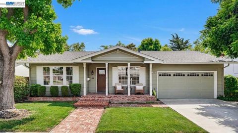 Photo of 2646 Willowren Way WAY, Pleasanton, CA 94566 (MLS # 41136657)