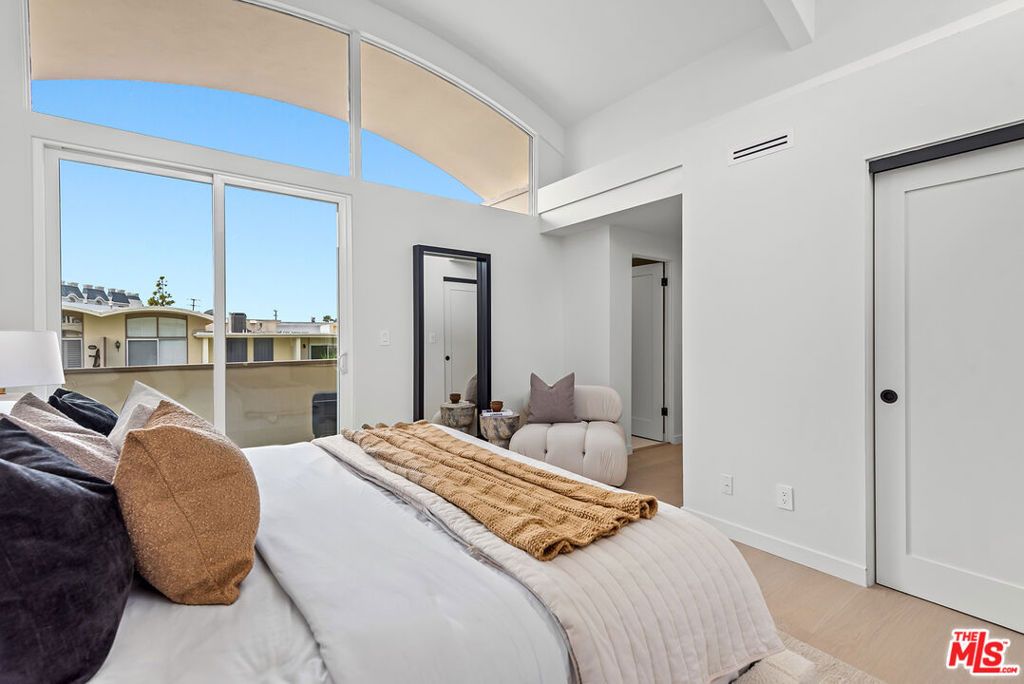 listing image 130720011105002590987