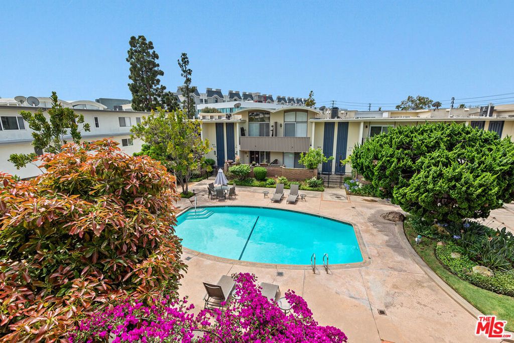 listing image 130729887899765738069