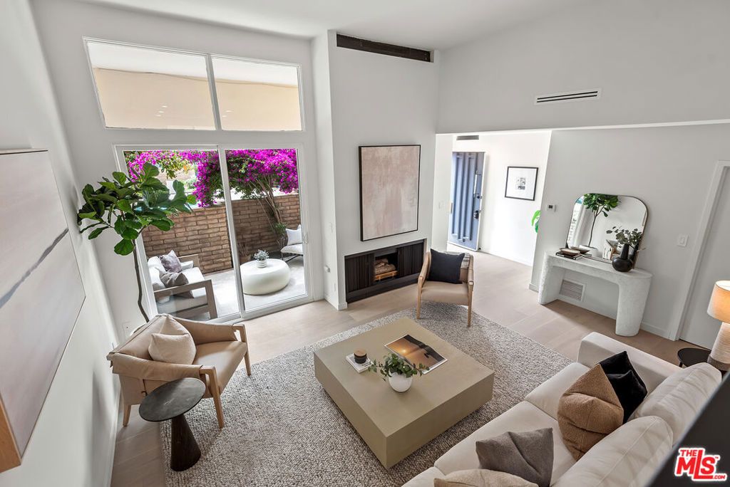 listing image 130728119569153632724